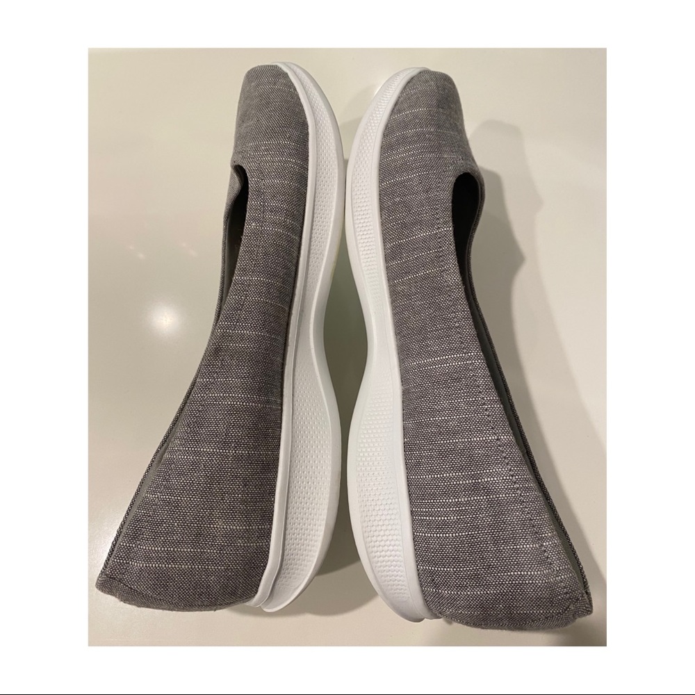 Women's Skechers Goga Max Lite light grey size 10 - Picture 9 of 10